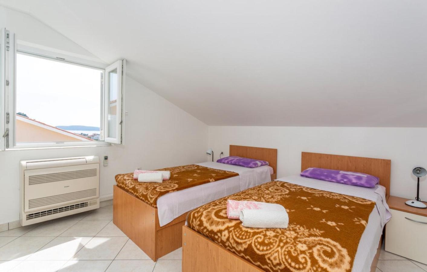 Guest House Lucija Banjol Chambre photo